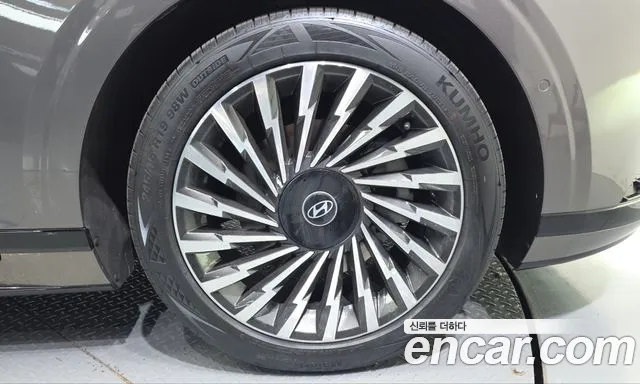 Hyundai Grandeur GN7 — Фото автомобиля 6