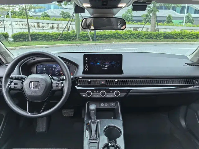 Honda Civic — Фото автомобиля 11