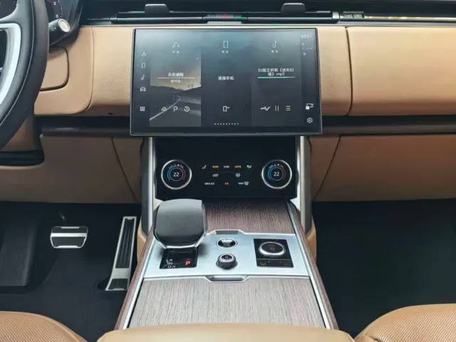 Land Rover Range Rover — Фото автомобиля 16