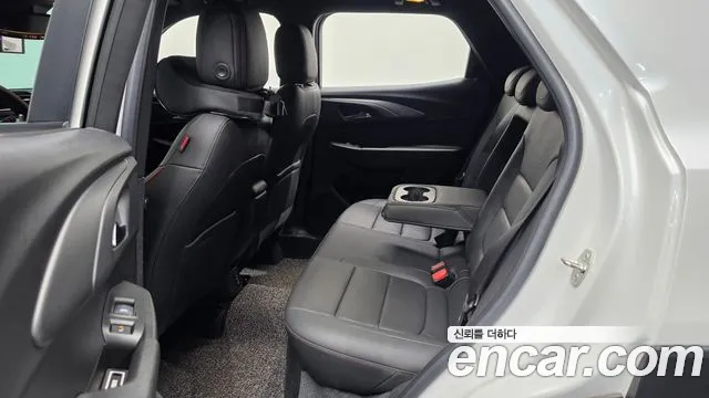 ChevroletGMDaewoo Trailblazer Trailblazer 1.3 турбо 4WD — Фото автомобиля 11