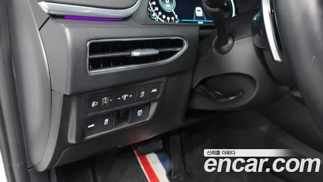 Hyundai Sonata — Фото автомобиля 9