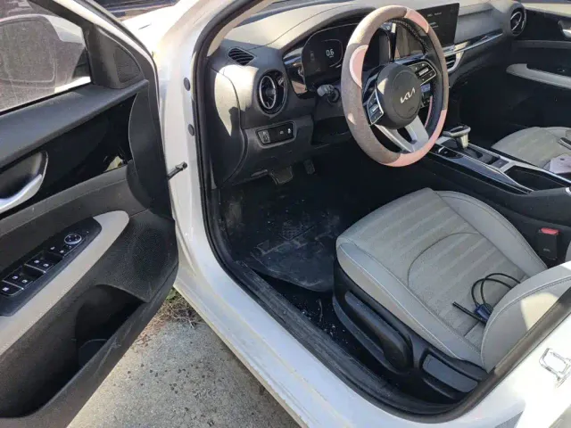 Kia K3 — Фото автомобиля 12