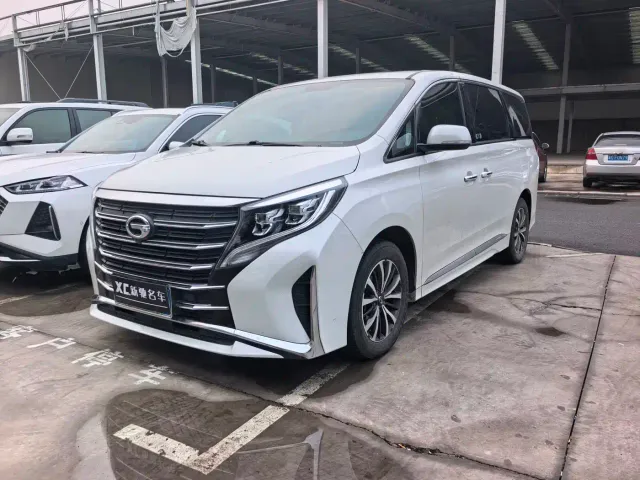 Фотография автомобиля — GAC Trumpchi M8