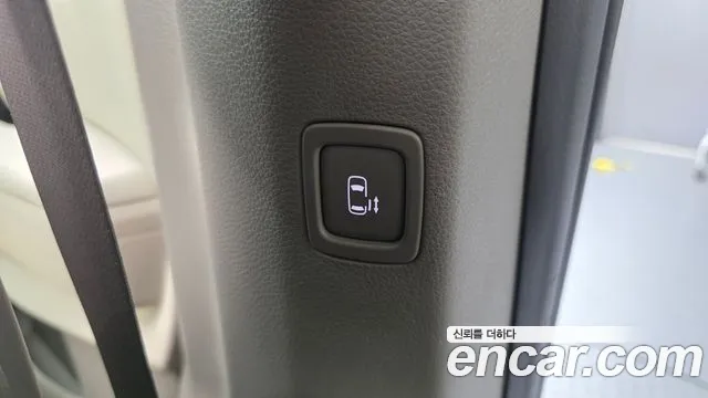 Kia Canival Carnival 4 поколение Бензин 7 мест Signature — Фото автомобиля 18
