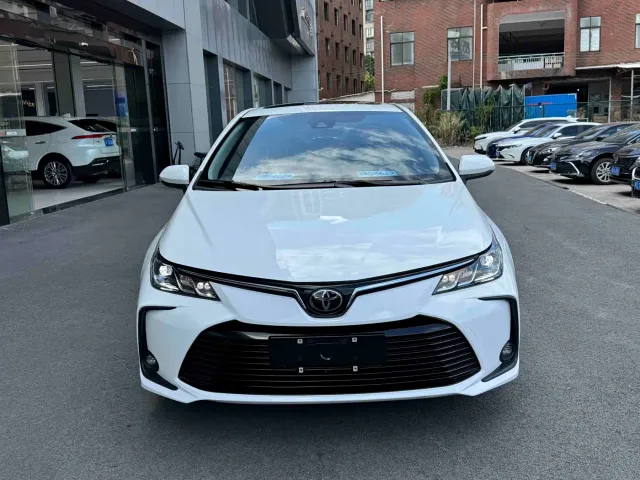 Toyota Corolla — Фото автомобиля 2