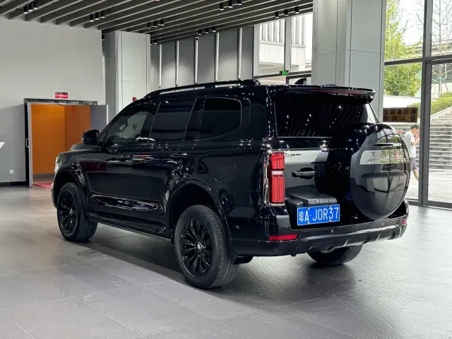 Tank Tank 500 2022 3.0T Black Warrior Limited Edition 5-seater — Фото автомобиля 7