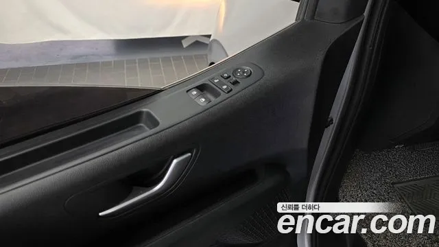 Hyundai Staria — Фото автомобиля 30