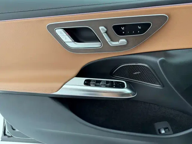 Mercedes-Benz Mercedes-Benz E-Class 2025 Facelift E 300 L Fashion — Фото автомобиля 16