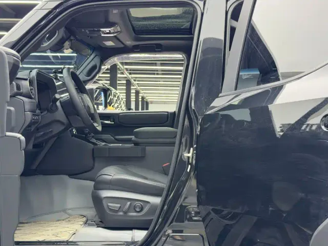 Toyota Prado — Фото автомобиля 8