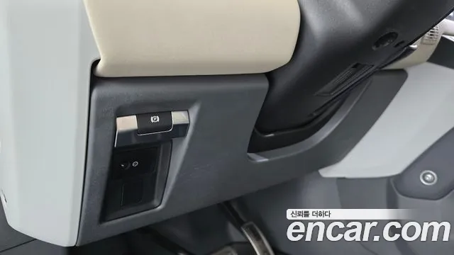 Land Rover Defender Defender (L663) 110 P300 X-Dynamic SE — Фото автомобиля 13