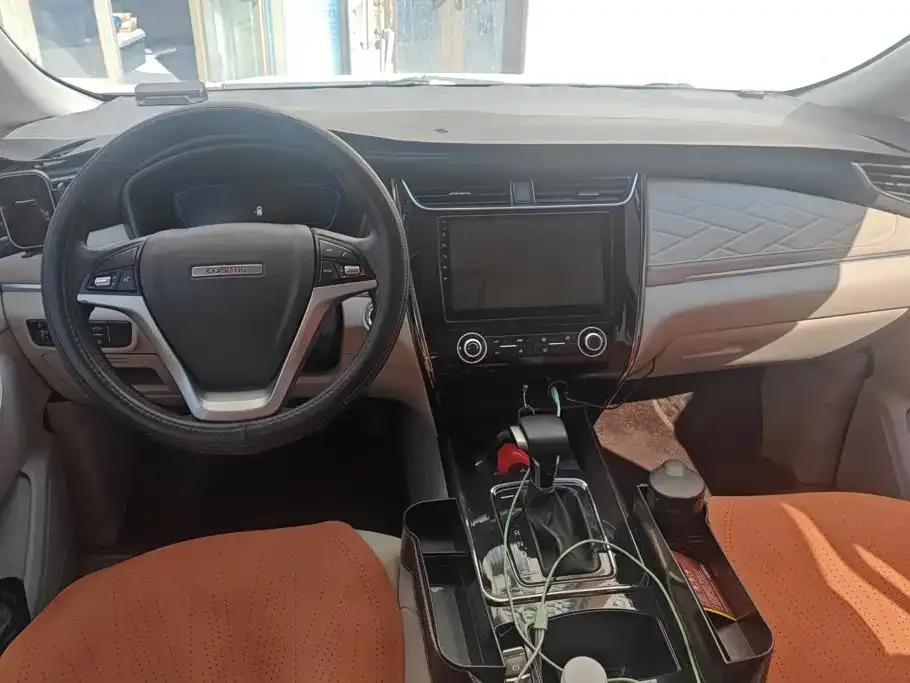 Changan Oshan Changan Oushang Kosai 2022 1.5T Automatic Business Edition — Фото автомобиля 12
