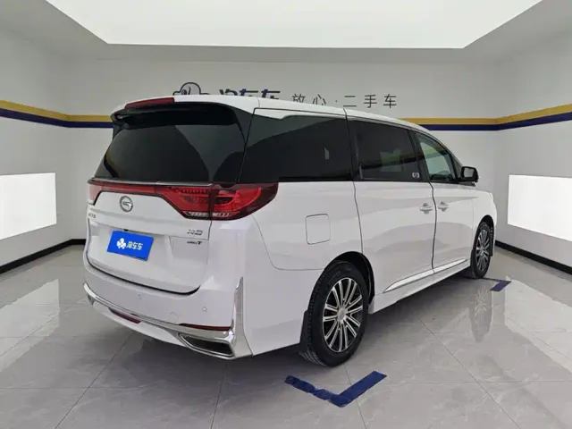 GAC Trumpchi M8 — Фото автомобиля 3