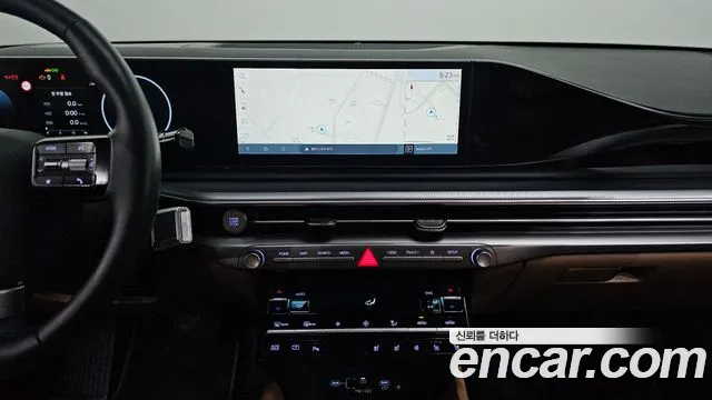 Hyundai Grandeur Grandeur (GN7) 2.5 Бензин 2WD — Фото автомобиля 14