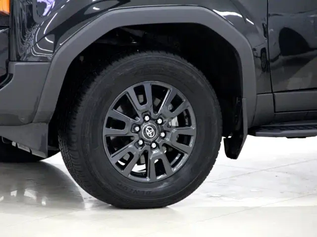 Toyota Prado — Фото автомобиля 24