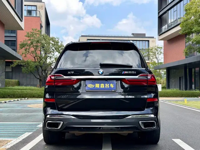 BMW X7 — Фото автомобиля 8