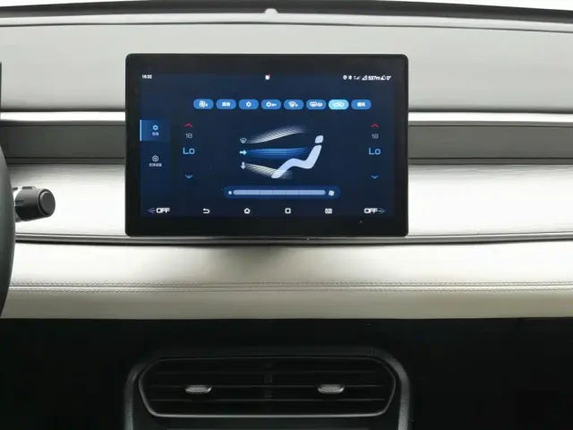 BYD Seal 05 DM-i — Фото автомобиля 12