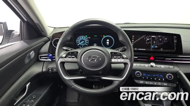 Hyundai AVANTE Avante (CN7) — Фото автомобиля 13
