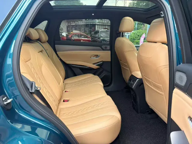 BYD Song L DM-i — Фото автомобиля 16
