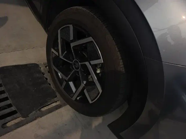 BYD Yuan PLUS — Фото автомобиля 6