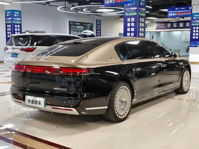 Zunjie Zunjie S800 2025 Model Extended Range Starlight Executive Edition 4-seater — Фото автомобиля 5