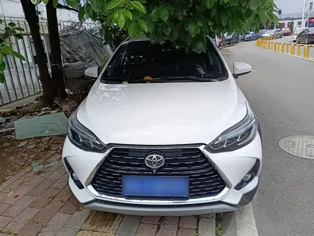 Toyota YARiS L Zhi Xuan — Фото автомобиля 2