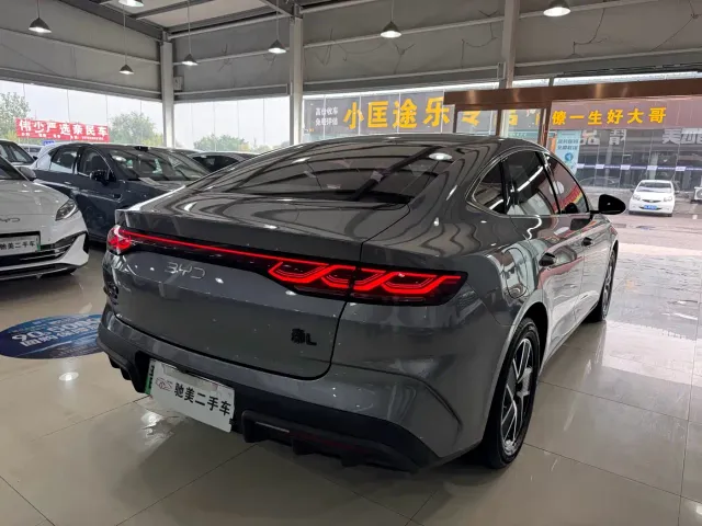 BYD Qin L — Фото автомобиля 4
