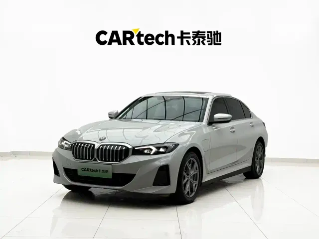 Фотография автомобиля — BMW i3