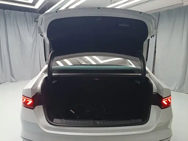 BYD Qin PLUS — Фото автомобиля 18
