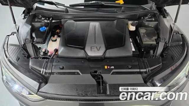 Kia EV6 — Фото автомобиля 6