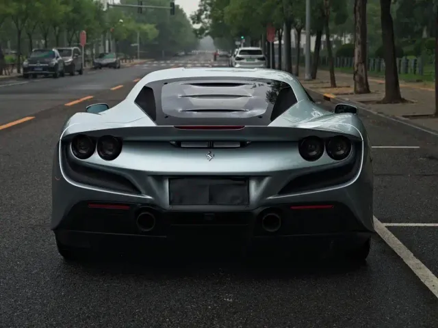 Ferrari F8 — Фото автомобиля 5