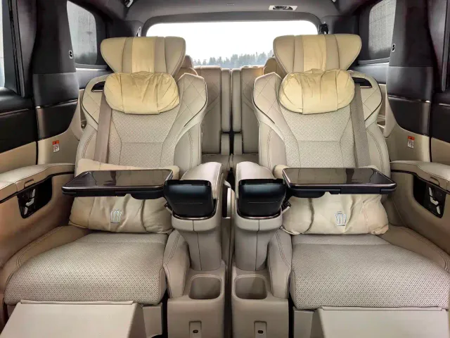Toyota Vellfire — Фото автомобиля 12