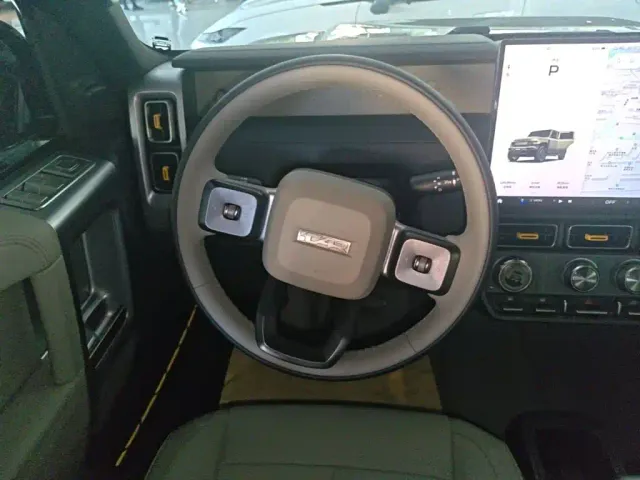 iCAR V23 — Фото автомобиля 10