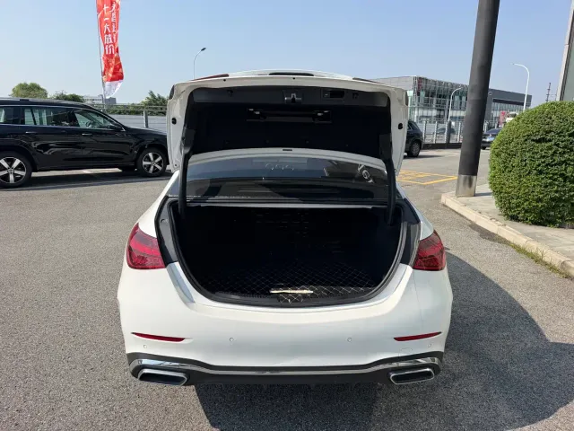 Mercedes-Benz C-Class — Фото автомобиля 22