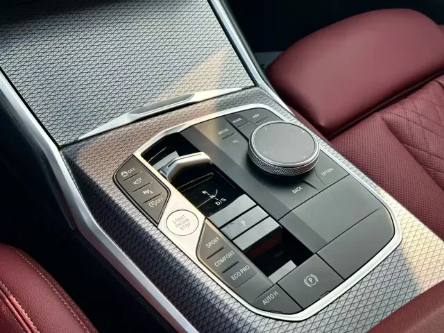 BMW 3 Series — Фото автомобиля 8
