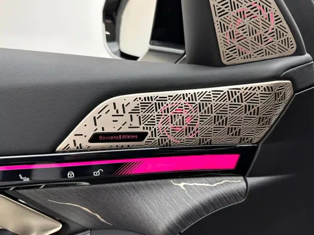 BMW 5 Series — Фото автомобиля 15