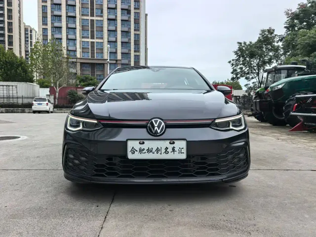Volkswagen Golf GTI — Фото автомобиля 2