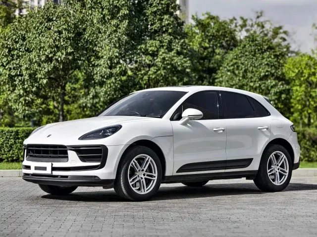 Фотография автомобиля — Porsche Macan