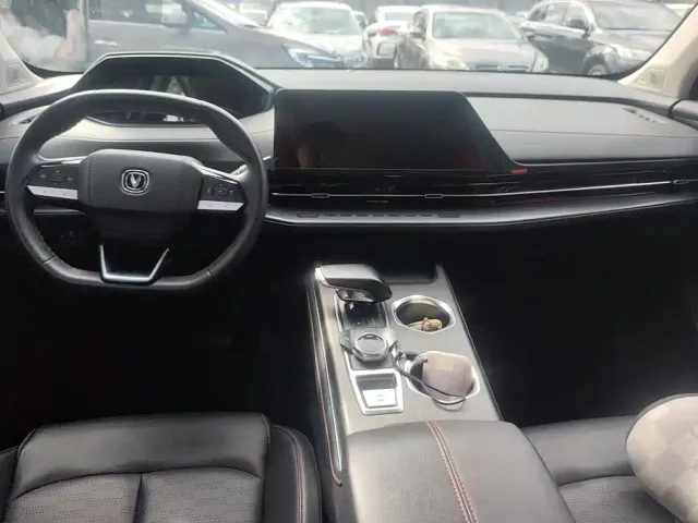 Changan CS55 Plus — Фото автомобиля 12