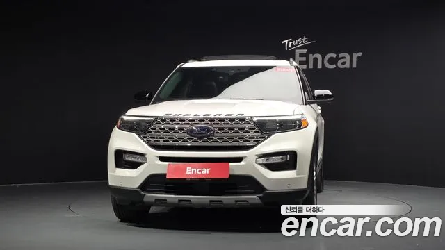 Ford Explorer Generation 6 — Фото автомобиля 2