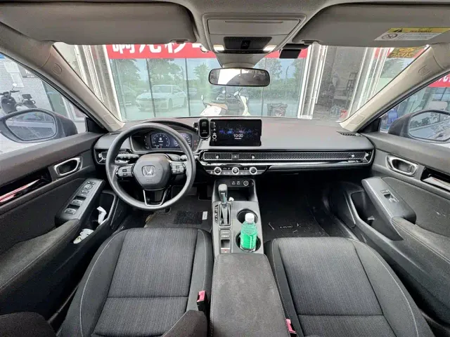 Honda Civic — Фото автомобиля 6