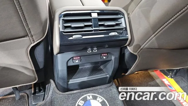 BMW 5 Series G60 — Фото автомобиля 26