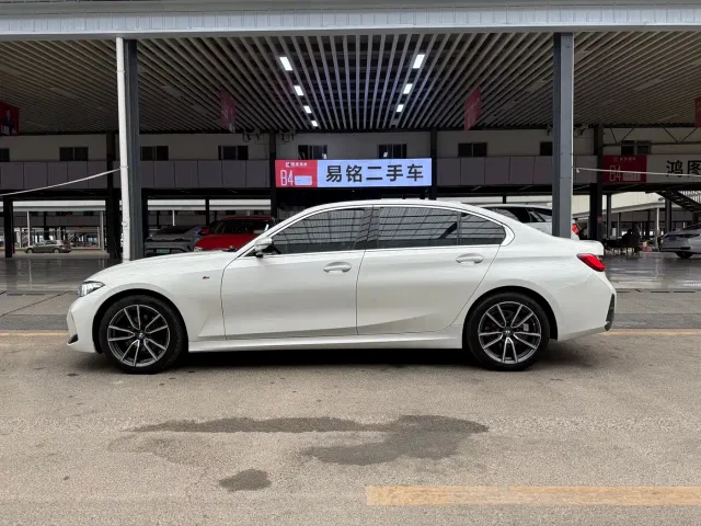 BMW 3 Series — Фото автомобиля 2