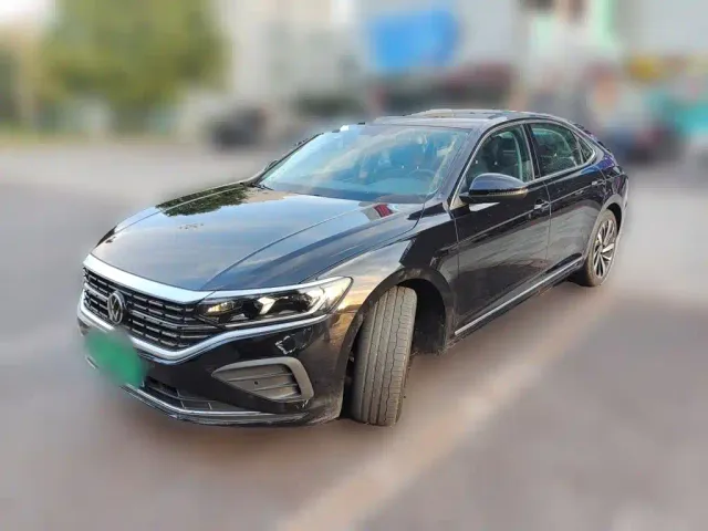Фотография автомобиля — Volkswagen Passat