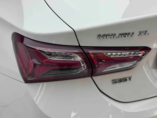 Chevrolet Malibu XL — Фото автомобиля 13