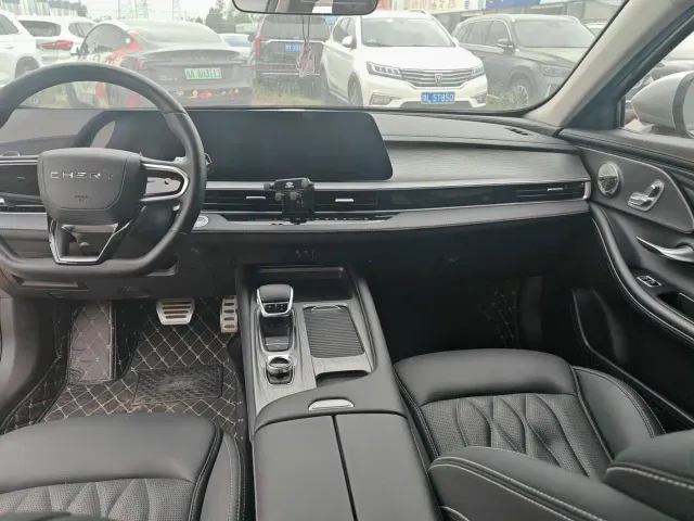 Chery Arrizo 8 — Фото автомобиля 6
