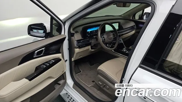 Kia Carnival 4th Gen — Фото автомобиля 11