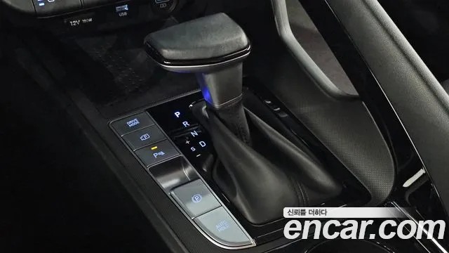 Hyundai Avante CN7 — Фото автомобиля 9
