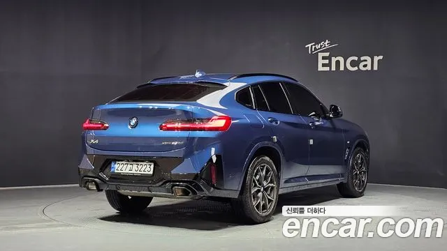 BMW X4 xDrive20i M Sport Pro — Фото автомобиля 2