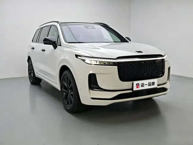 Li Auto ONE — Фото автомобиля 2