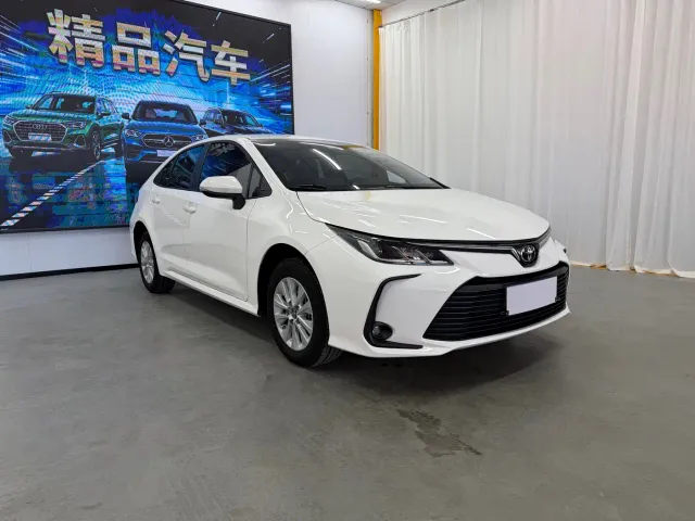 Toyota Corolla — Фото автомобиля 3